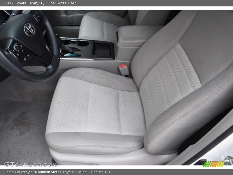 Super White / Ash 2017 Toyota Camry LE