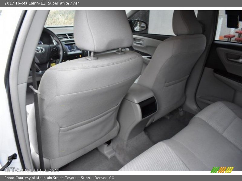 Super White / Ash 2017 Toyota Camry LE