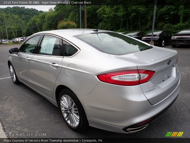 Ingot Silver Metallic / Charcoal Black 2016 Ford Fusion SE AWD