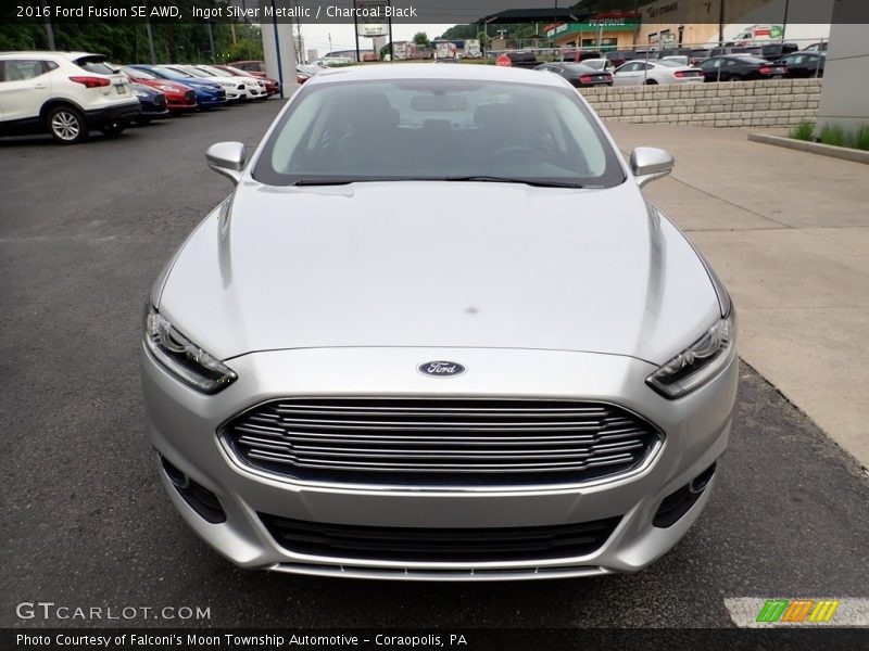 Ingot Silver Metallic / Charcoal Black 2016 Ford Fusion SE AWD