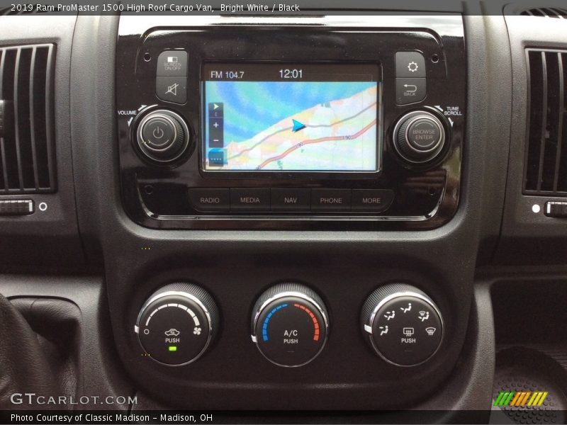 Bright White / Black 2019 Ram ProMaster 1500 High Roof Cargo Van