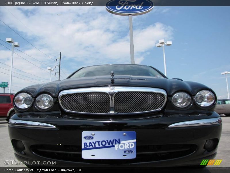 Ebony Black / Ivory 2008 Jaguar X-Type 3.0 Sedan