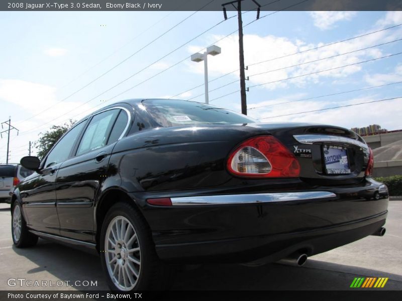 Ebony Black / Ivory 2008 Jaguar X-Type 3.0 Sedan