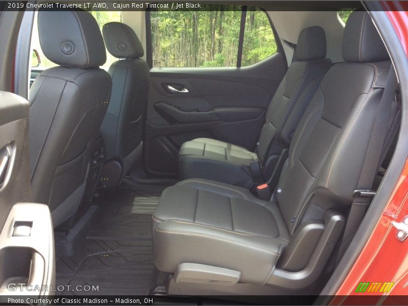 Cajun Red Tintcoat / Jet Black 2019 Chevrolet Traverse LT AWD