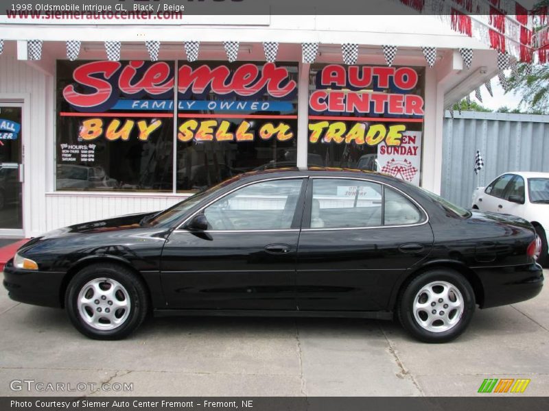 Black / Beige 1998 Oldsmobile Intrigue GL