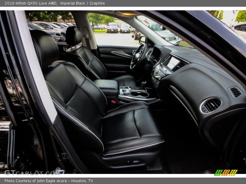 Front Seat of 2019 QX60 Luxe AWD