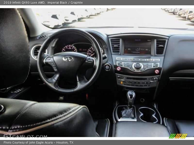 Dashboard of 2019 QX60 Luxe AWD