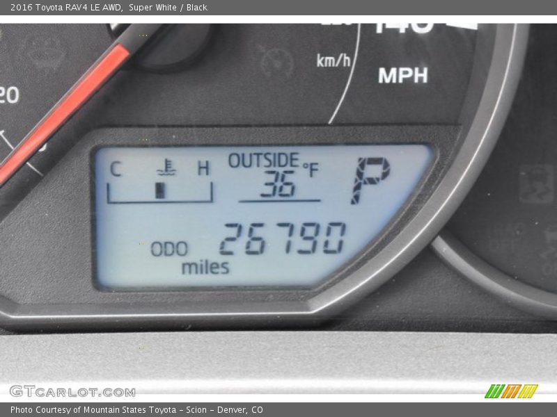 Super White / Black 2016 Toyota RAV4 LE AWD