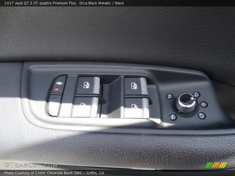 Orca Black Metallic / Black 2017 Audi Q7 3.0T quattro Premium Plus