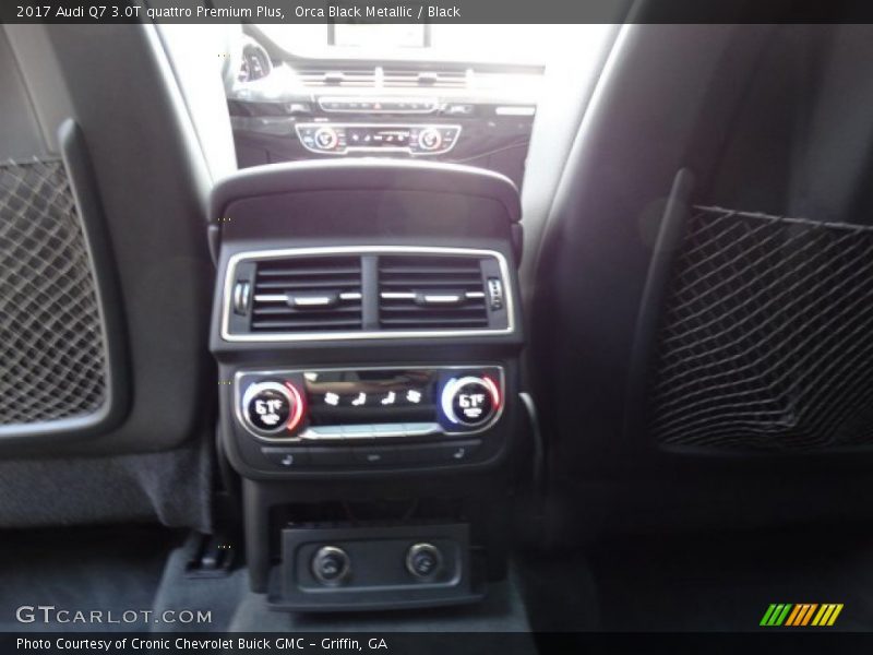 Orca Black Metallic / Black 2017 Audi Q7 3.0T quattro Premium Plus