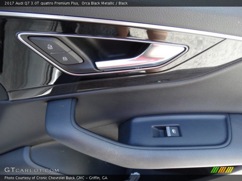 Orca Black Metallic / Black 2017 Audi Q7 3.0T quattro Premium Plus