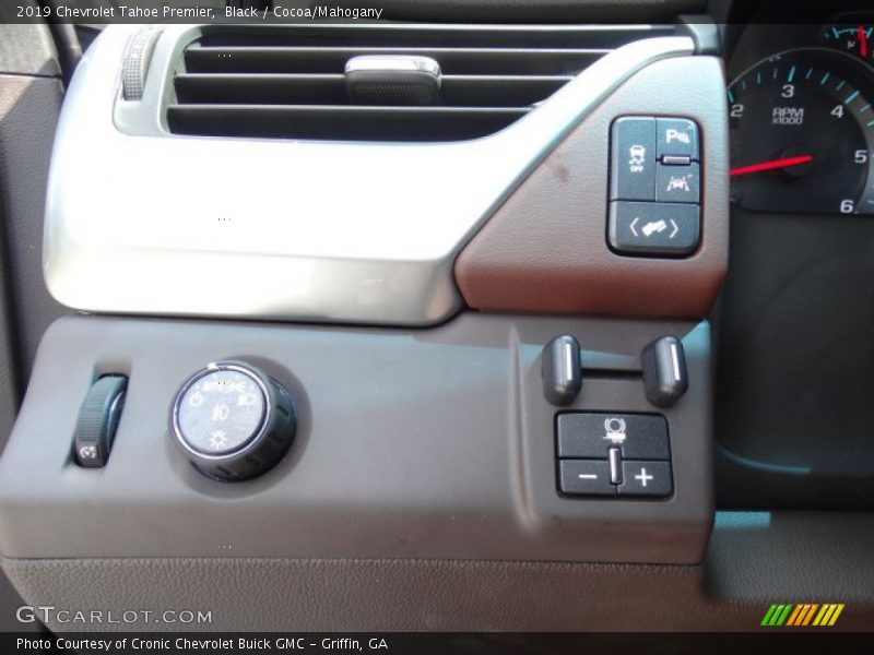 Controls of 2019 Tahoe Premier