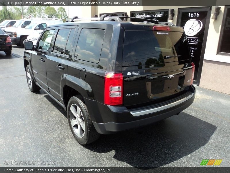 Black / Light Pebble Beige/Dark Slate Gray 2016 Jeep Patriot High Altitude 4x4