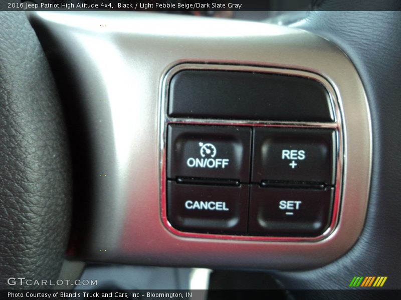 Black / Light Pebble Beige/Dark Slate Gray 2016 Jeep Patriot High Altitude 4x4