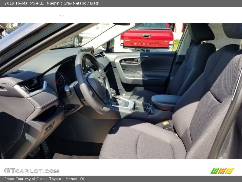Magnetic Gray Metallic / Black 2019 Toyota RAV4 LE