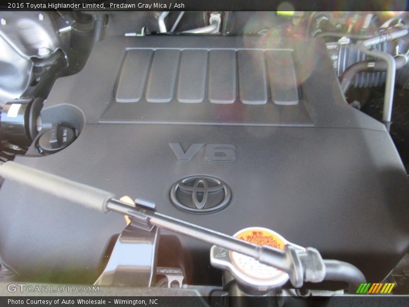 Predawn Gray Mica / Ash 2016 Toyota Highlander Limited