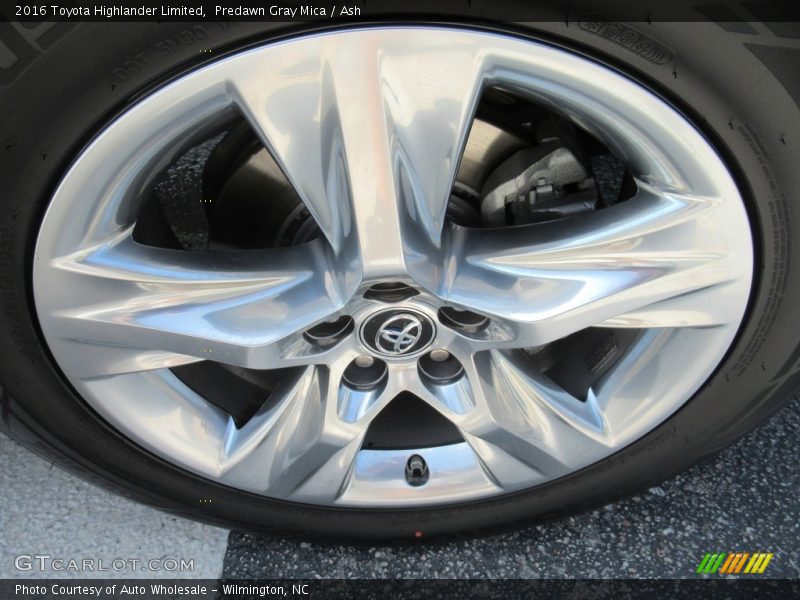 Predawn Gray Mica / Ash 2016 Toyota Highlander Limited