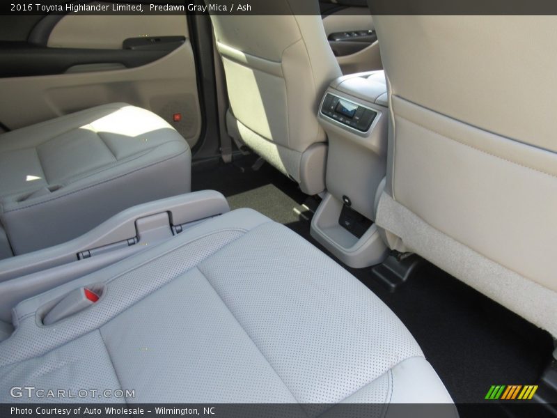 Predawn Gray Mica / Ash 2016 Toyota Highlander Limited