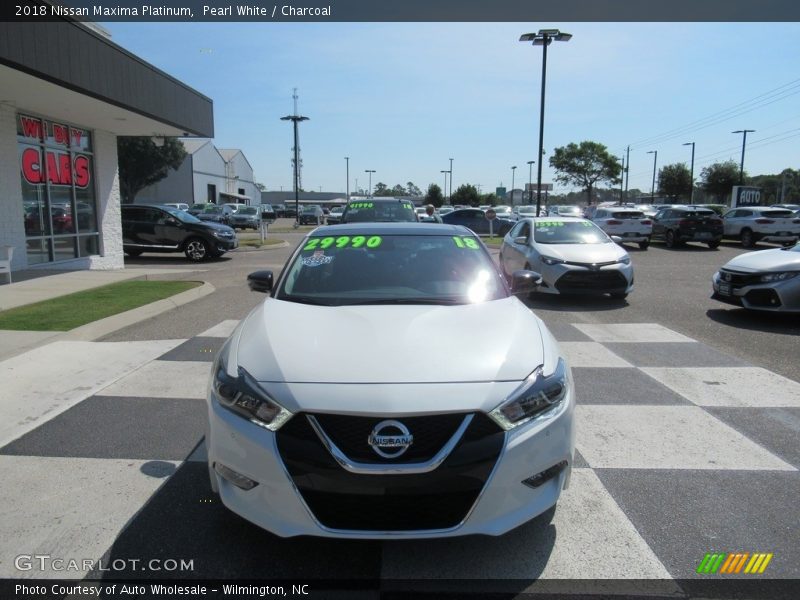 Pearl White / Charcoal 2018 Nissan Maxima Platinum