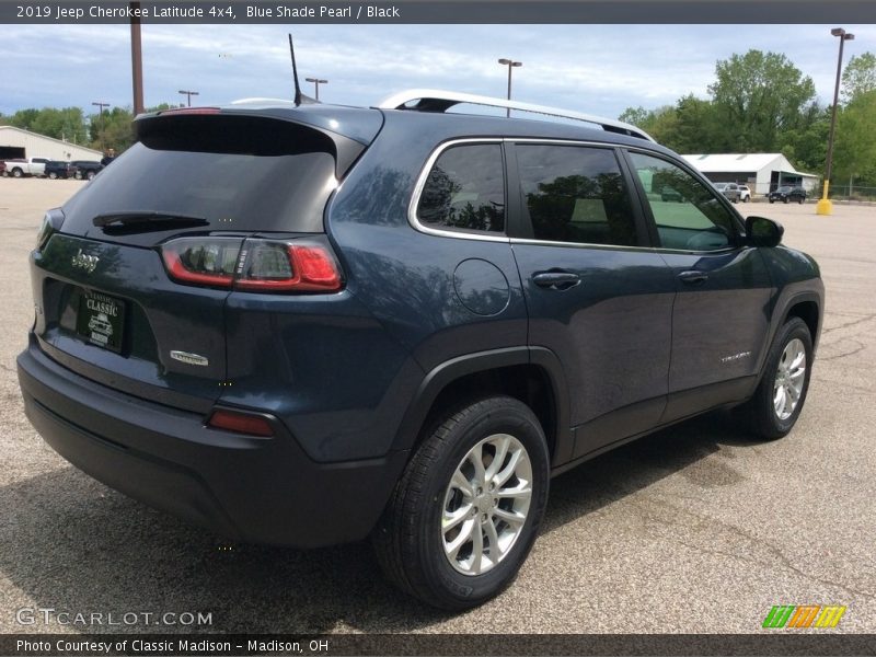 Blue Shade Pearl / Black 2019 Jeep Cherokee Latitude 4x4