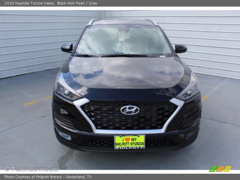 Black Noir Pearl / Gray 2019 Hyundai Tucson Value