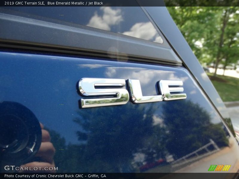 Blue Emerald Metallic / Jet Black 2019 GMC Terrain SLE