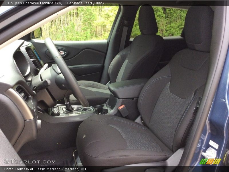 Blue Shade Pearl / Black 2019 Jeep Cherokee Latitude 4x4