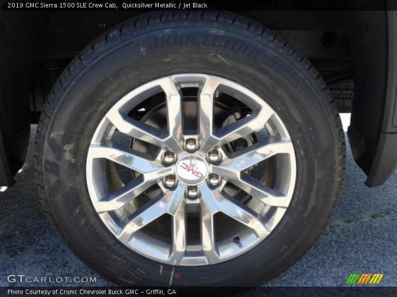 Quicksilver Metallic / Jet Black 2019 GMC Sierra 1500 SLE Crew Cab