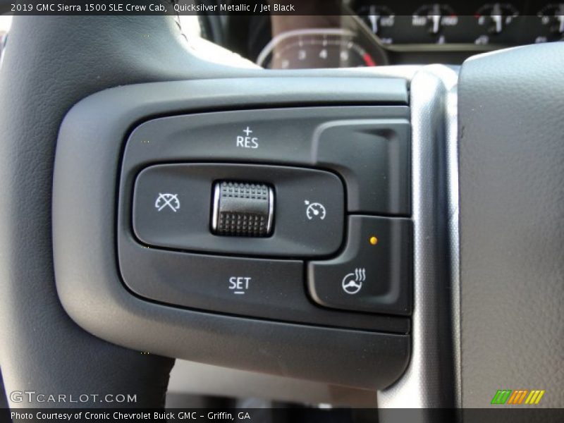 Quicksilver Metallic / Jet Black 2019 GMC Sierra 1500 SLE Crew Cab