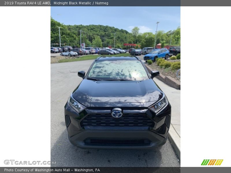 Midnight Black Metallic / Nutmeg 2019 Toyota RAV4 LE AWD