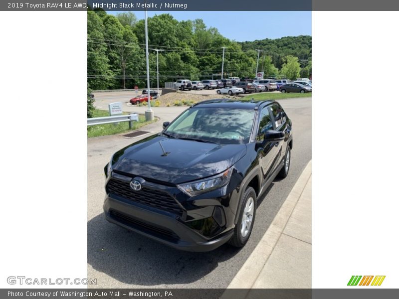 Midnight Black Metallic / Nutmeg 2019 Toyota RAV4 LE AWD