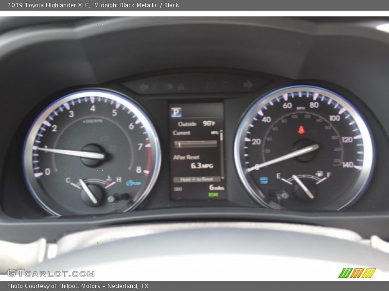 Midnight Black Metallic / Black 2019 Toyota Highlander XLE