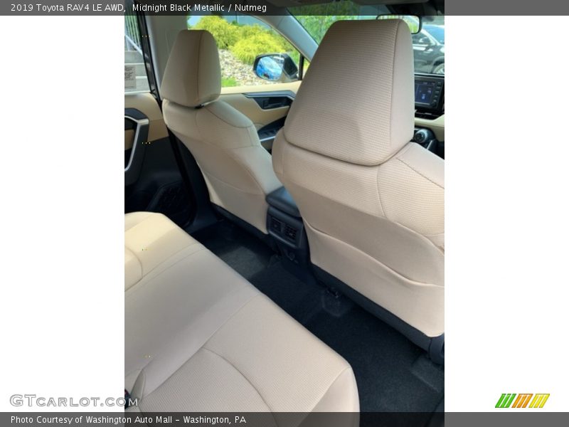 Midnight Black Metallic / Nutmeg 2019 Toyota RAV4 LE AWD