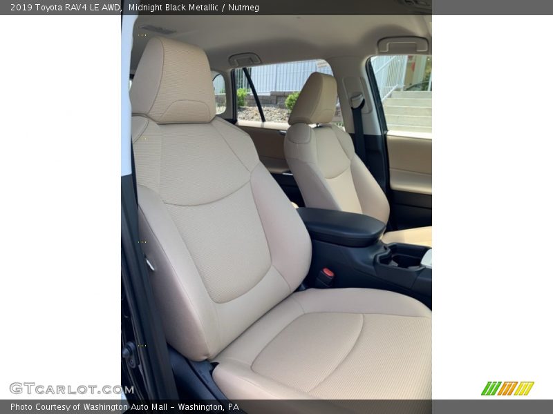 Midnight Black Metallic / Nutmeg 2019 Toyota RAV4 LE AWD
