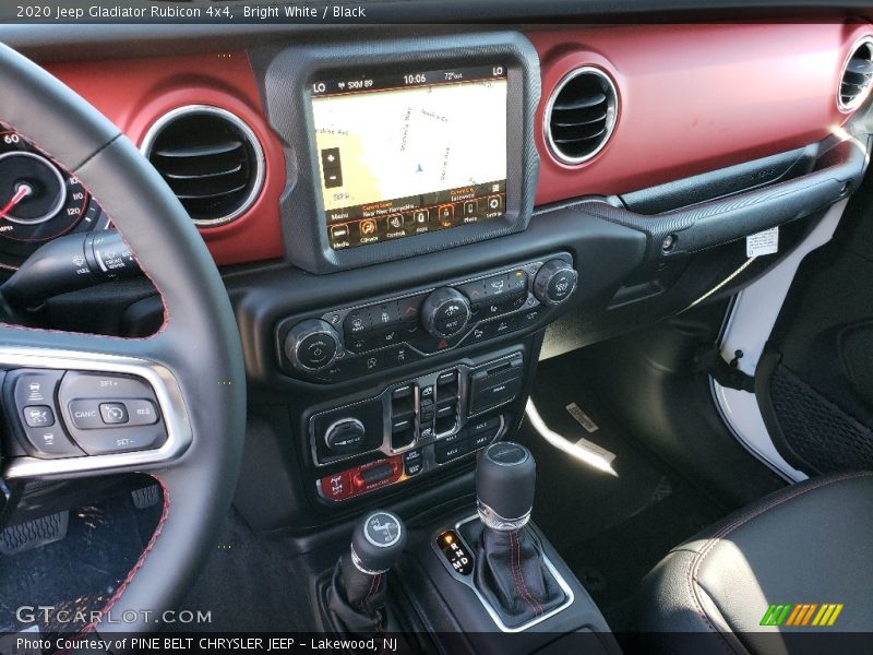 Navigation of 2020 Gladiator Rubicon 4x4