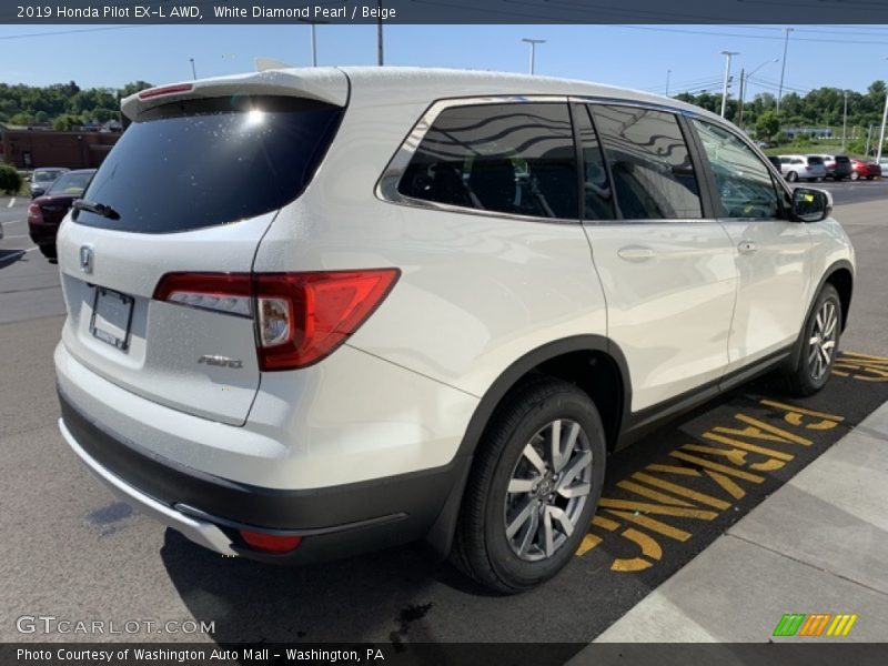 White Diamond Pearl / Beige 2019 Honda Pilot EX-L AWD