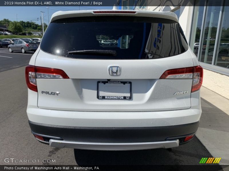 White Diamond Pearl / Beige 2019 Honda Pilot EX-L AWD