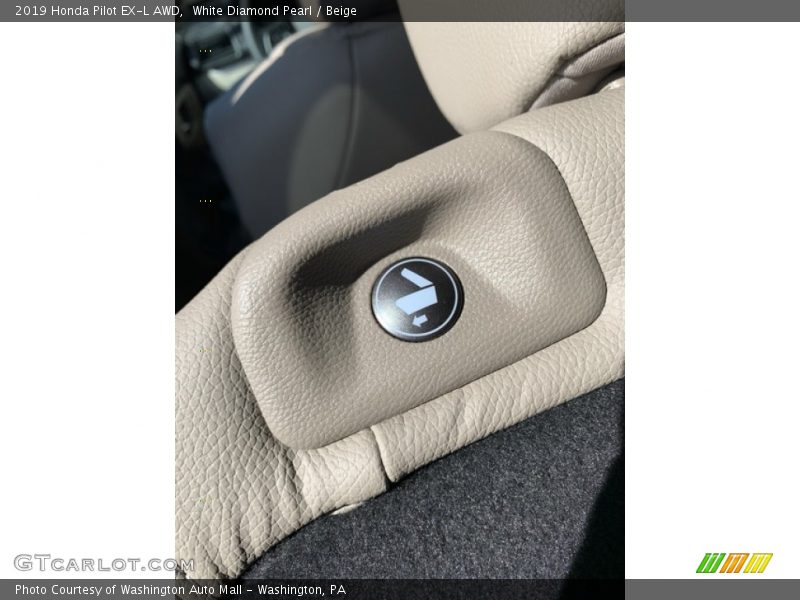 White Diamond Pearl / Beige 2019 Honda Pilot EX-L AWD