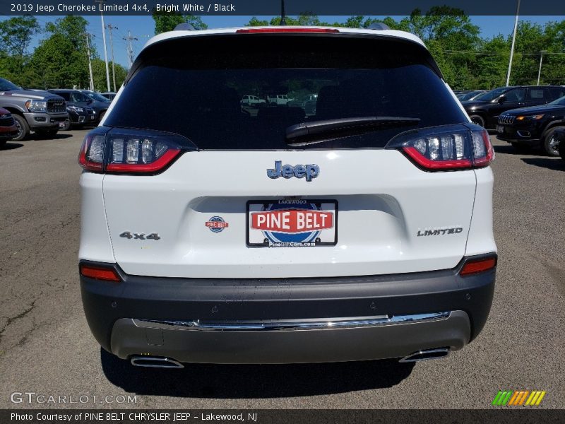 Bright White / Black 2019 Jeep Cherokee Limited 4x4