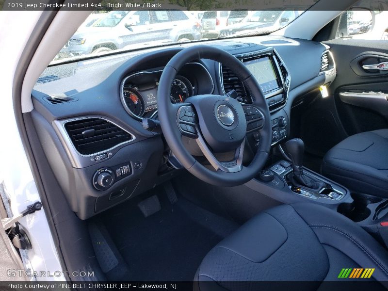 Bright White / Black 2019 Jeep Cherokee Limited 4x4
