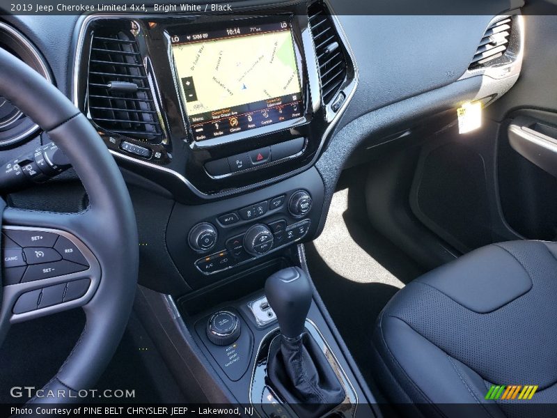 Bright White / Black 2019 Jeep Cherokee Limited 4x4