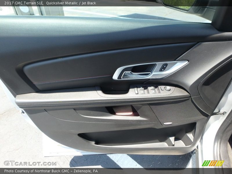 Quicksilver Metallic / Jet Black 2017 GMC Terrain SLE