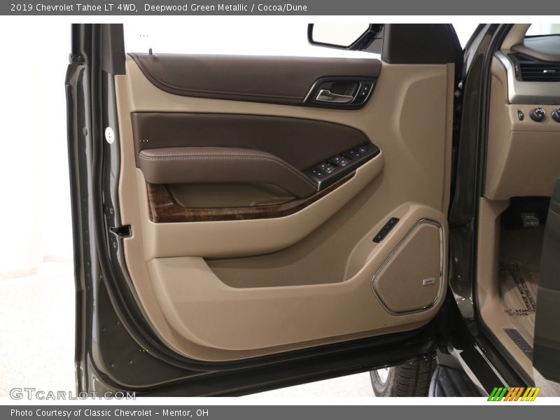 Deepwood Green Metallic / Cocoa/Dune 2019 Chevrolet Tahoe LT 4WD