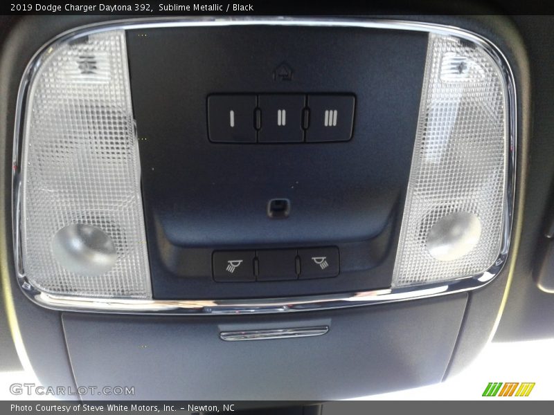 Sublime Metallic / Black 2019 Dodge Charger Daytona 392