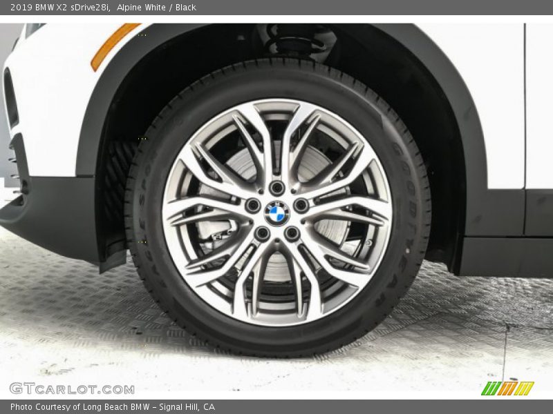 Alpine White / Black 2019 BMW X2 sDrive28i