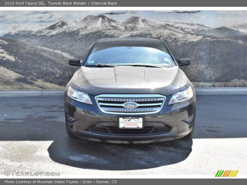 Tuxedo Black Metallic / Charcoal Black 2010 Ford Taurus SEL