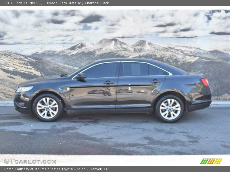 Tuxedo Black Metallic / Charcoal Black 2010 Ford Taurus SEL