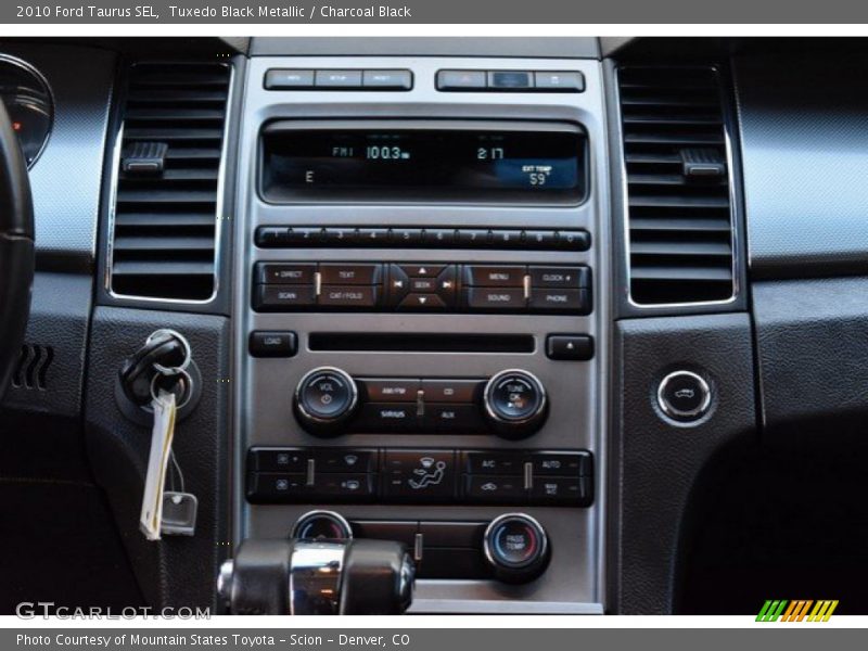 Tuxedo Black Metallic / Charcoal Black 2010 Ford Taurus SEL