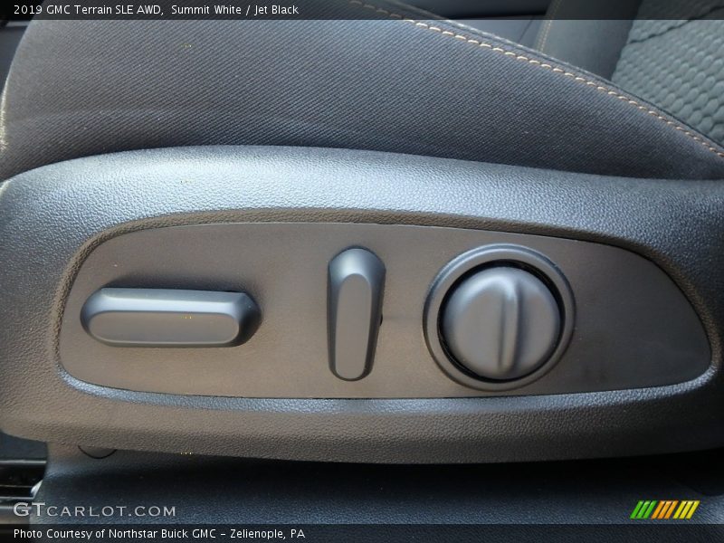 Summit White / Jet Black 2019 GMC Terrain SLE AWD