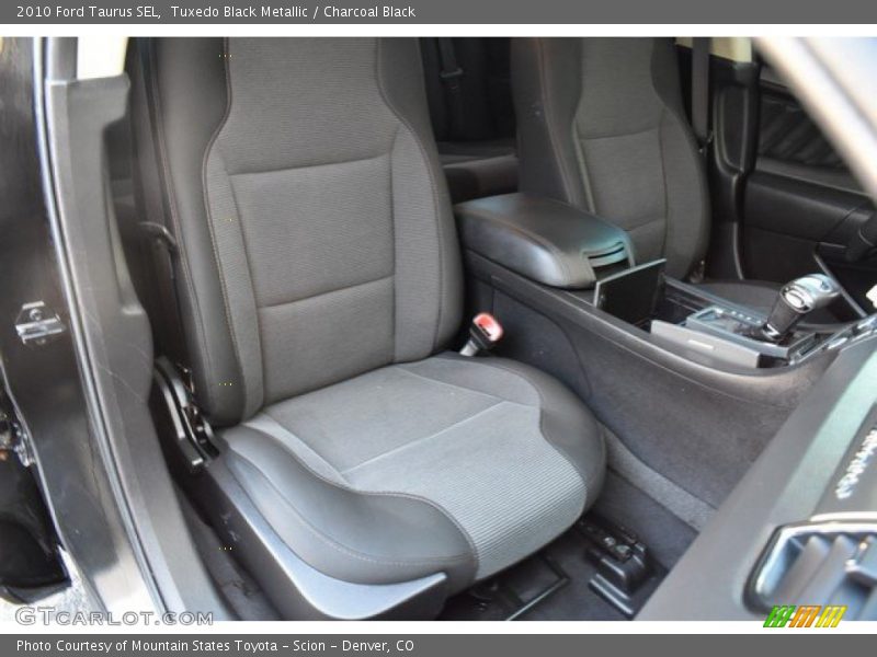 Tuxedo Black Metallic / Charcoal Black 2010 Ford Taurus SEL